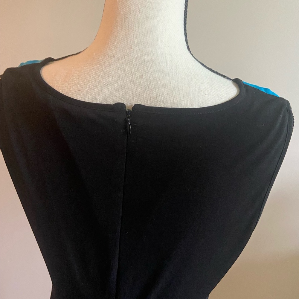 CALVIN KLEIN Color Block
Sheath Dress Turquoise, Green & Black Sleeveless  Sz 8 - Picture 7 of 8